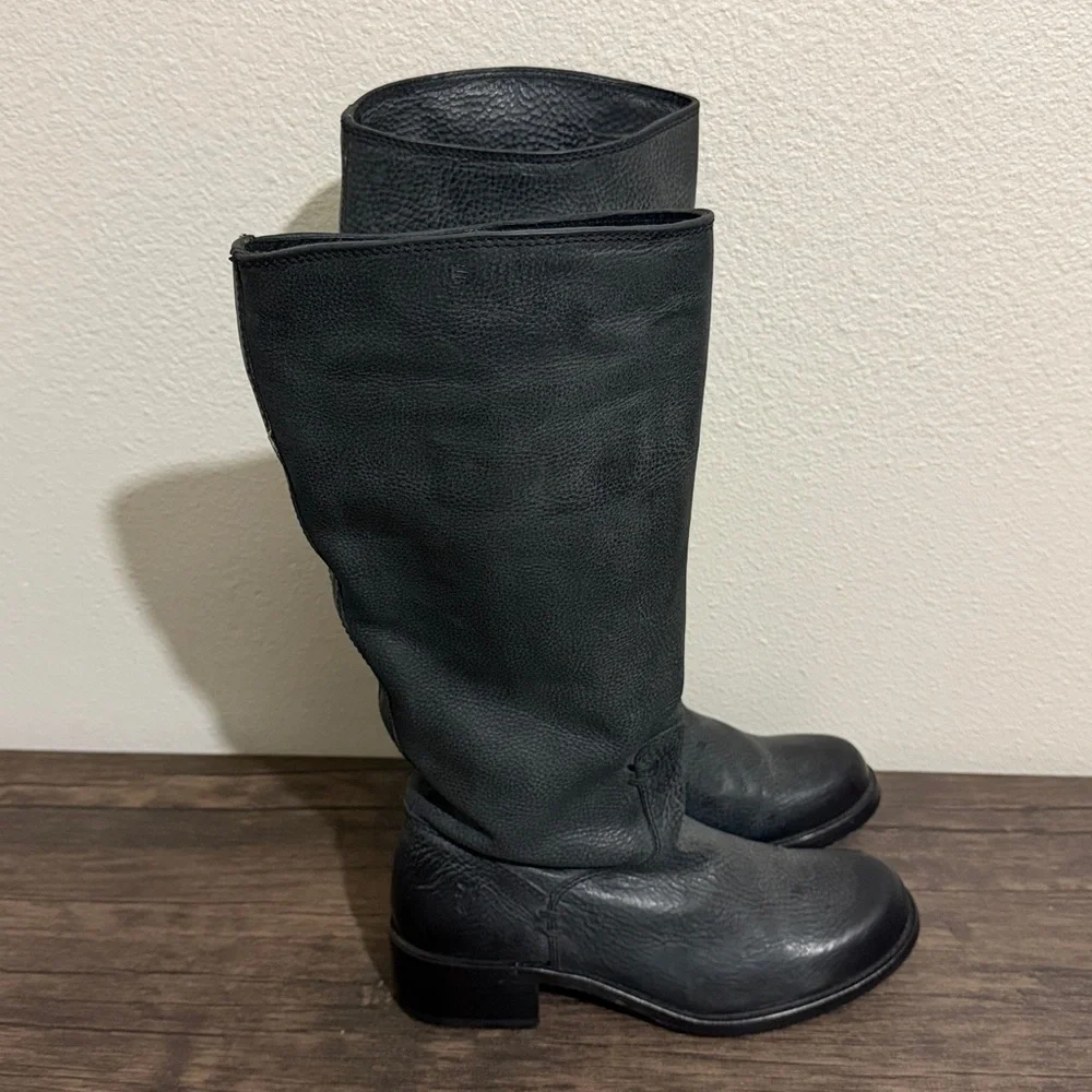Frye Tall Pull On Pebbled Leather Boots Rounded Toe